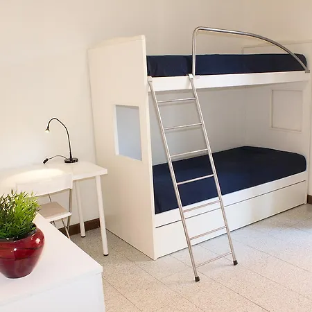 Appartement Getthekey Vicolo Bianco *