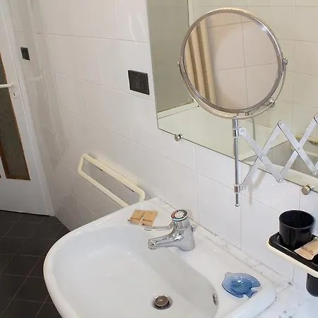 Apartamento Getthekey Vicolo Bianco *